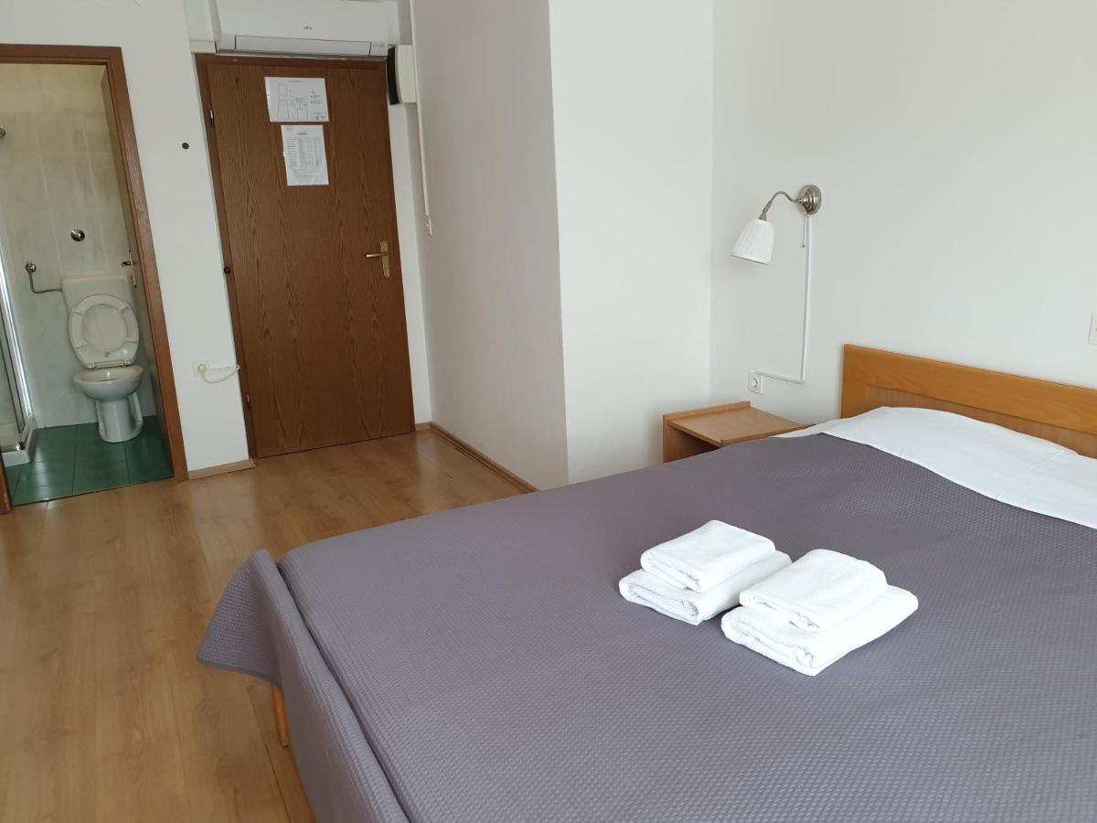 Sobe Mamalu Bed & Breakfast Valun Luaran gambar
