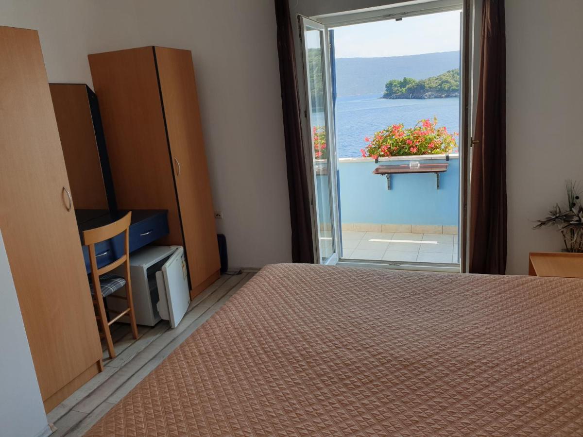 Sobe Mamalu Bed & Breakfast Valun Luaran gambar
