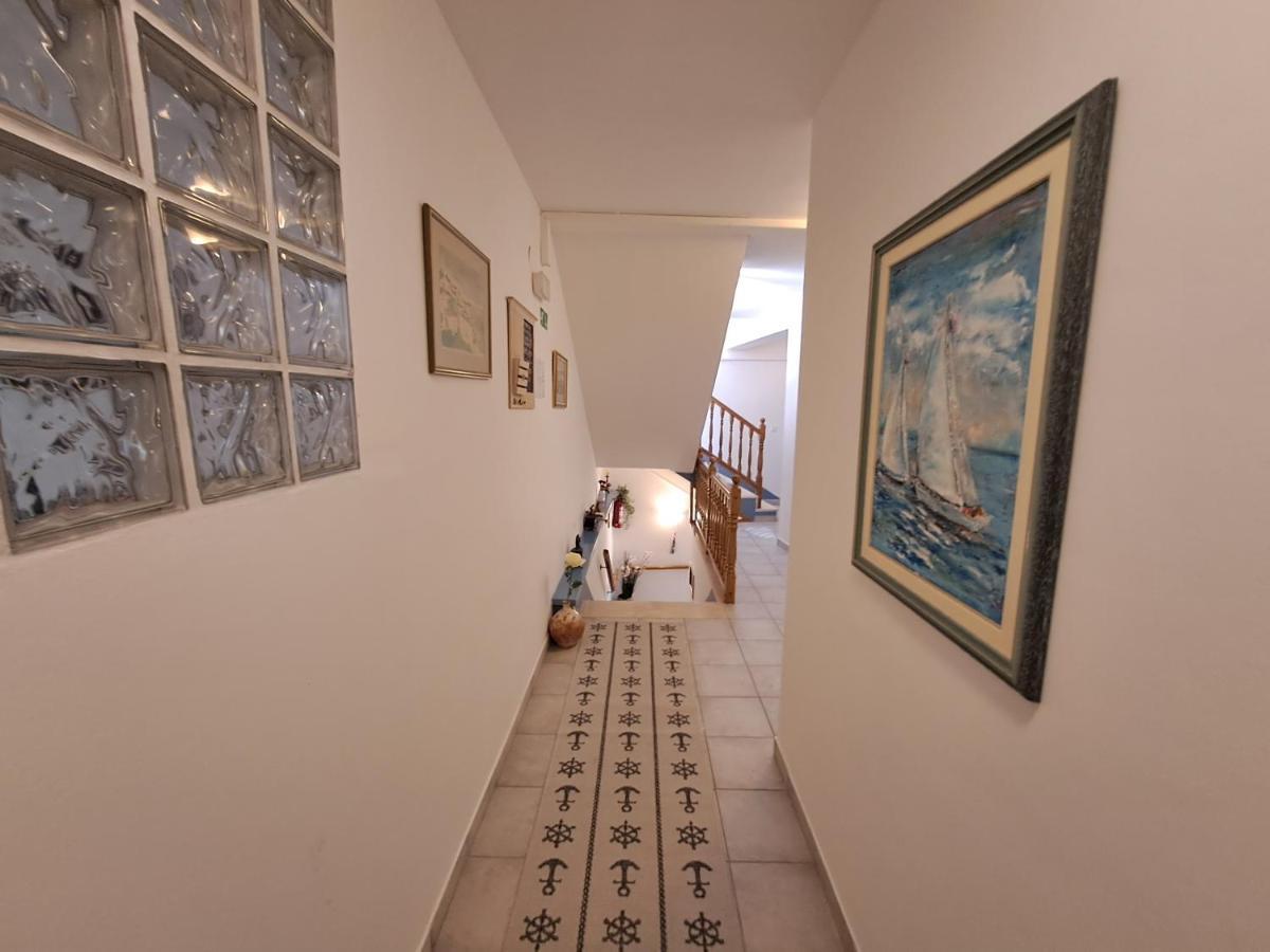 Sobe Mamalu Bed & Breakfast Valun Luaran gambar