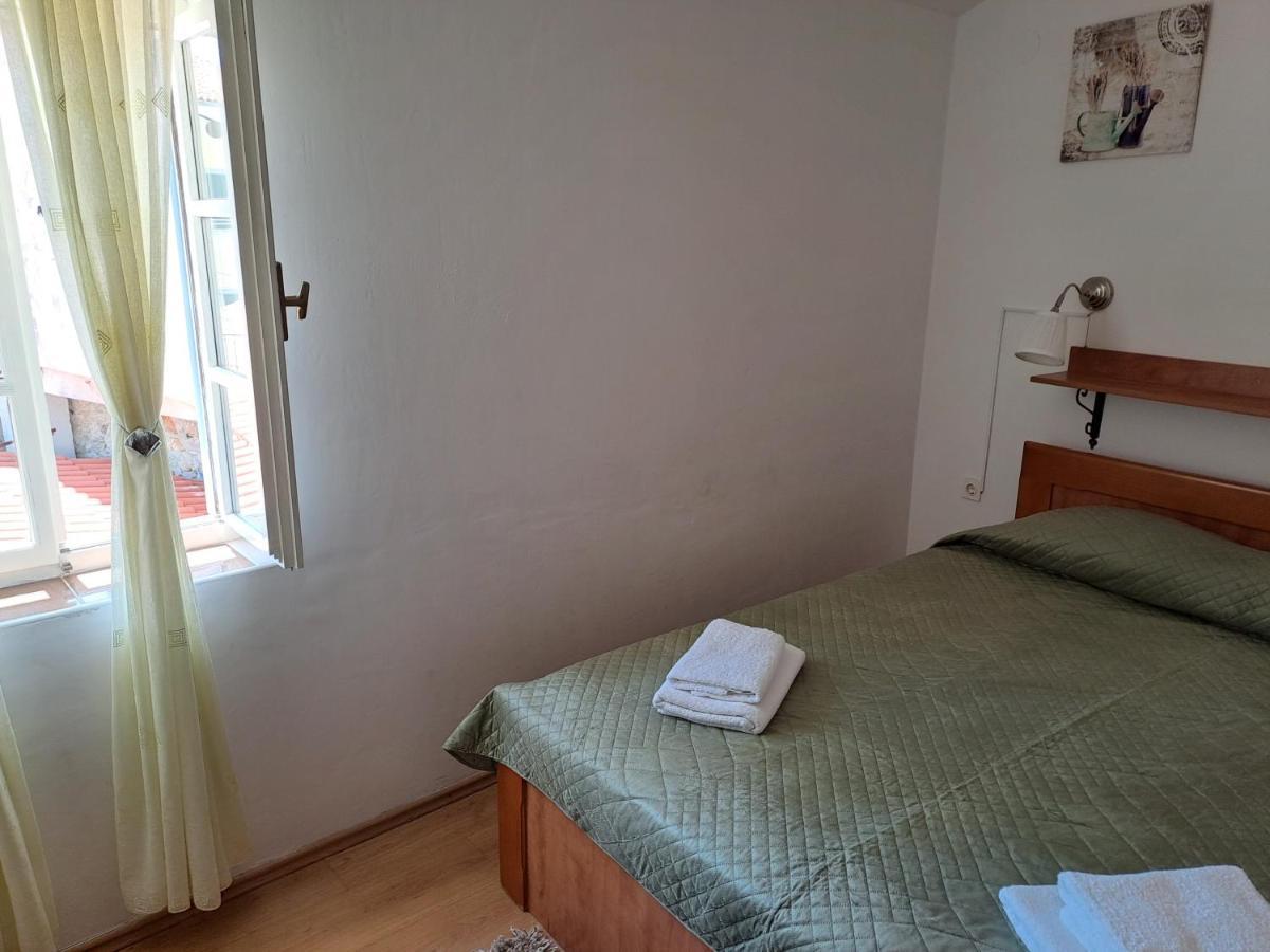 Sobe Mamalu Bed & Breakfast Valun Luaran gambar